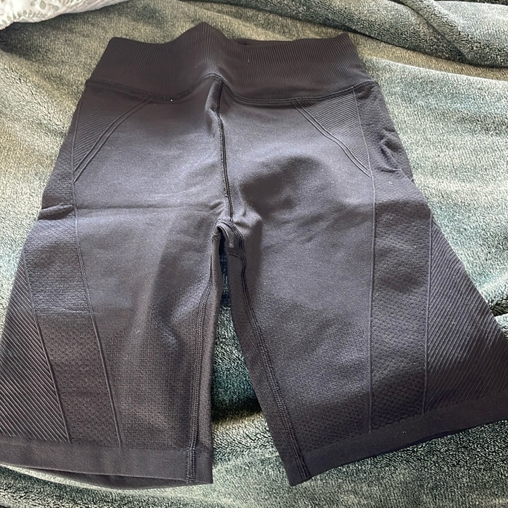 Like new! Lululemon Biker Shorts